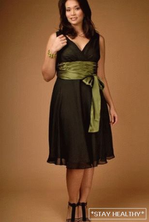 Savršena večernja haljina za pune dame